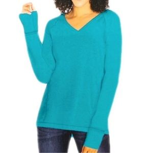 Wildfox turquoise V neck super soft pullover long sleeve size medium